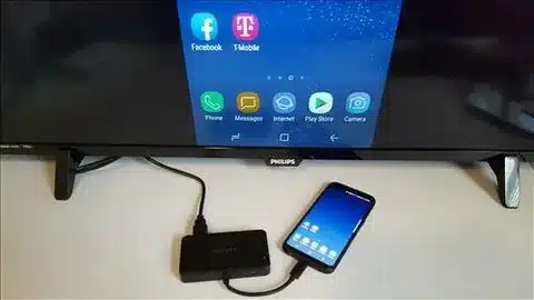 Android phone screen mirroring to TV with USB C HDMI adapter.