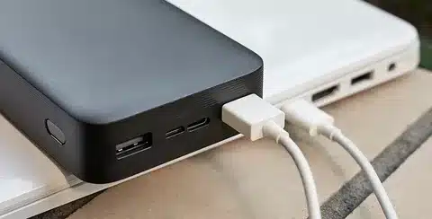 Charge laptop with USB C power bank.