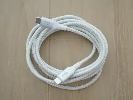 High quality white braided USB Type-C cable for fast charging.